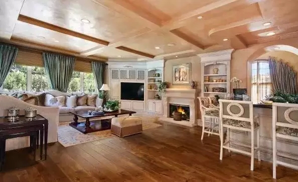 ���x�vľ�������ذ屣�B(y��ng)����Ҫ�c(di��n)