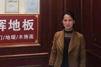 ��Ů�ϰ����v���Լ��Ŀ��x��