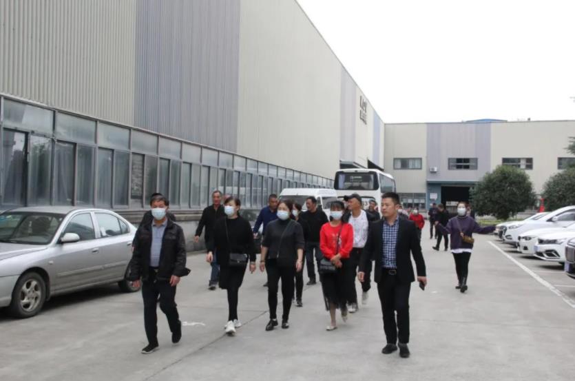 ���x�ذ��ຼ����(ch��ng)���S�F(tu��n)ُ(g��u)��(hu��)��(l��i)��